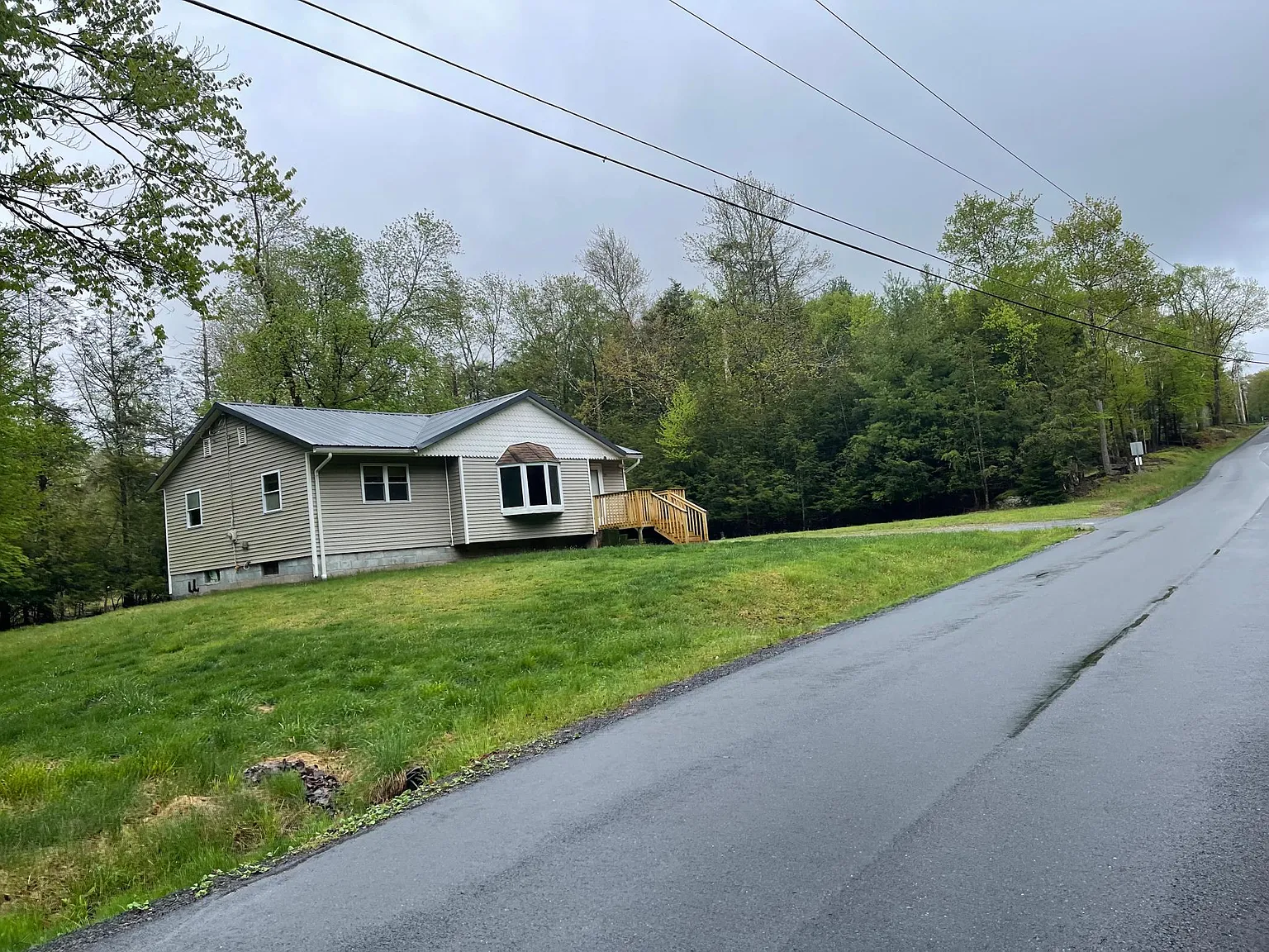271 Rose Valley Rd — Photo 1