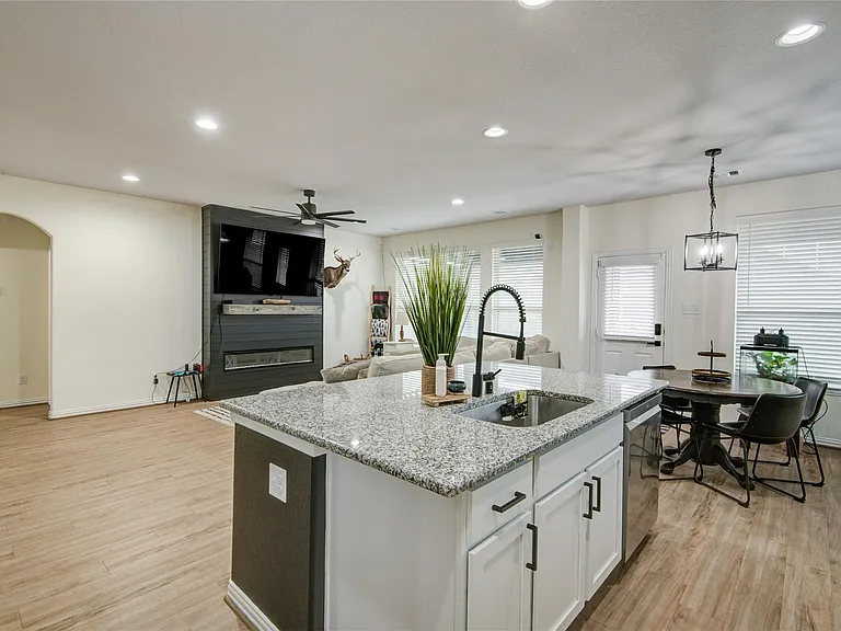 5312 Latigo Ct — Photo 8