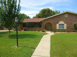 120 Nandina Dr, Gulf Breeze, FL 32561