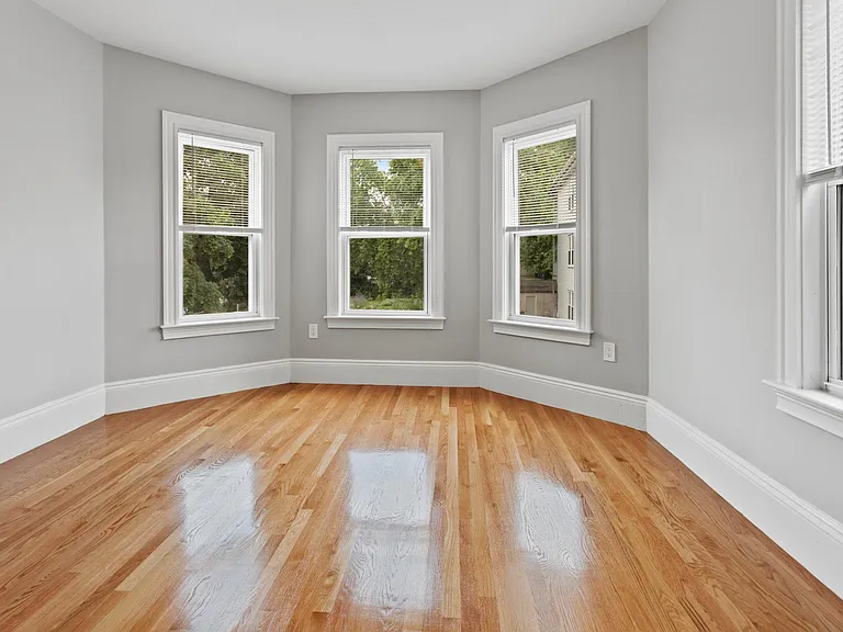16 Clifton St #3 — Photo 9