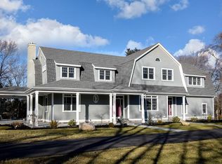 13 Hartford St, Dover, MA 02030