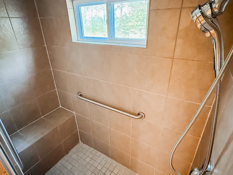201 Mallard Pond Cir — Photo 17