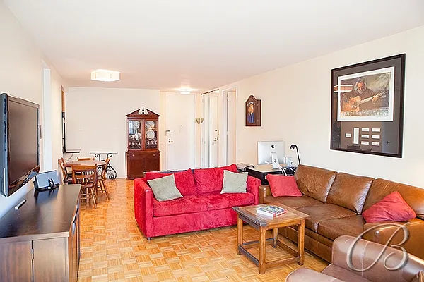 Sold by Bellmarc Realty | media 11