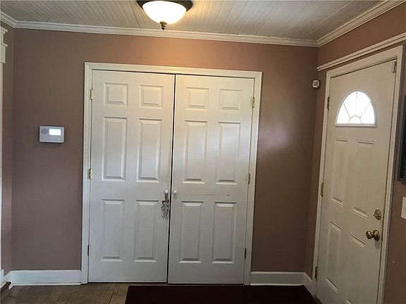 4th image of 1411 Five Forks Rd