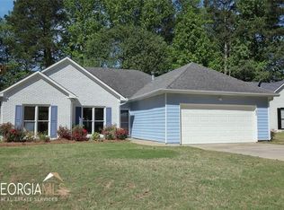 1389 Sisters Ct, Lawrenceville, GA 30043