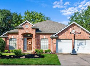 16314 Dawncrest Way, Sugar Land, TX 77498