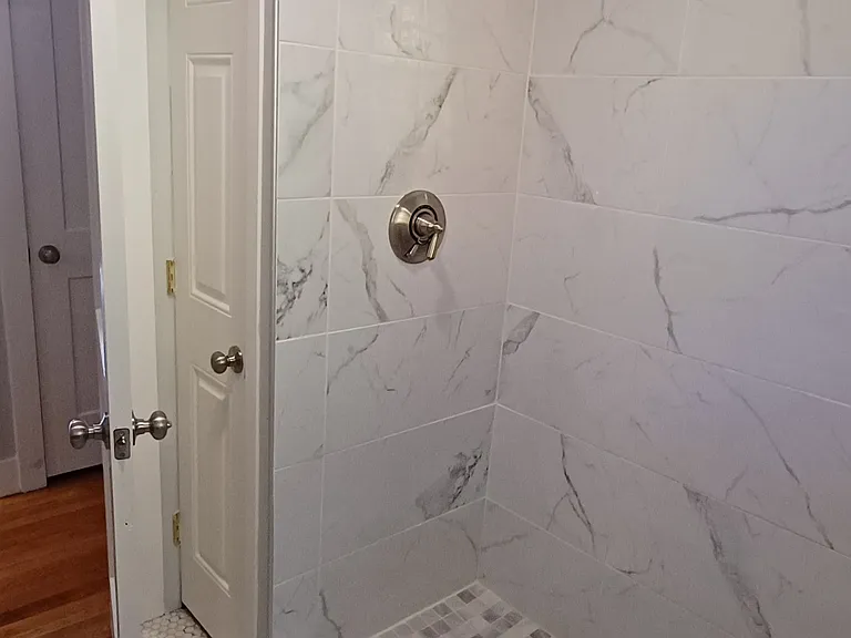142 Warren Rd #B — Photo 7