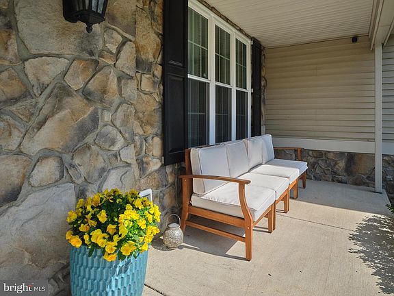 5th image of 3402 Wiltshire Rd