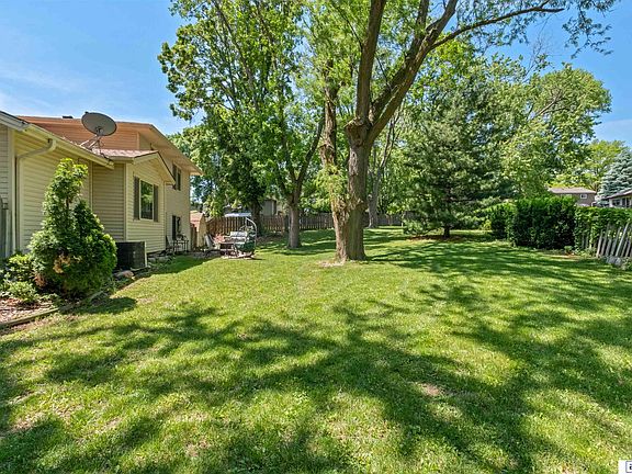 4th image of 14736 Jefferson Cir