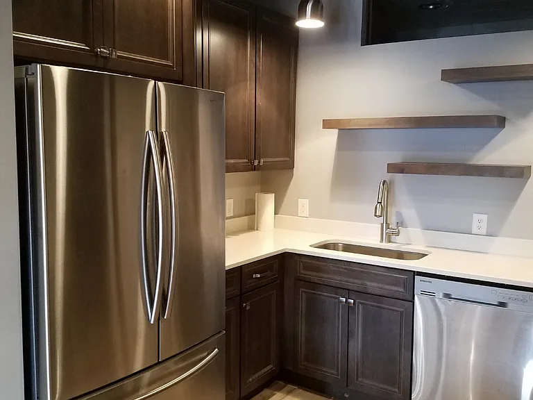 20 Washington St #1 — Photo 6