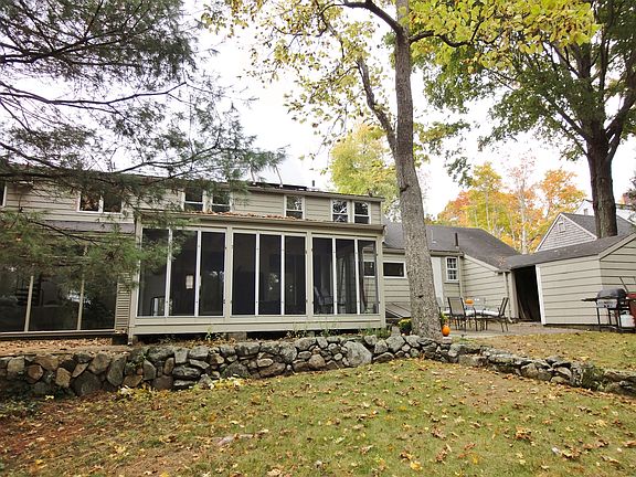 Back of house facing sunroom