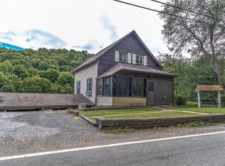 190 Harmony Rd, New Brighton, PA 15066