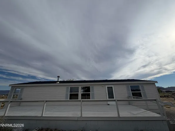 1655 E 6th St, Silver Springs, NV 89429