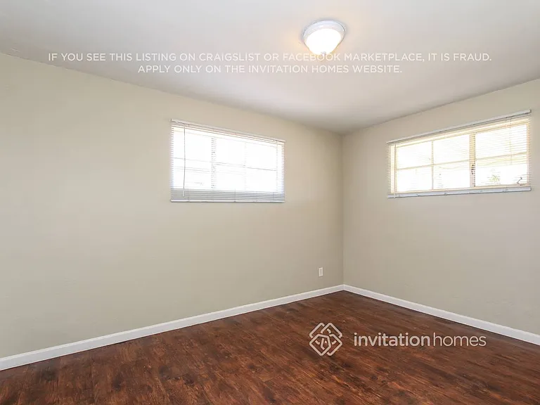 8835 N 29th Ave — Photo 14