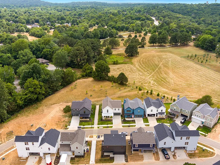 2648 Gulley Grove Cir — Photo 24