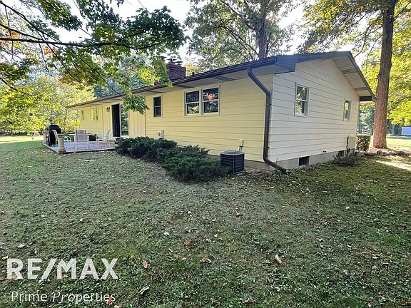 3rd image of 10286 Rene Dr
