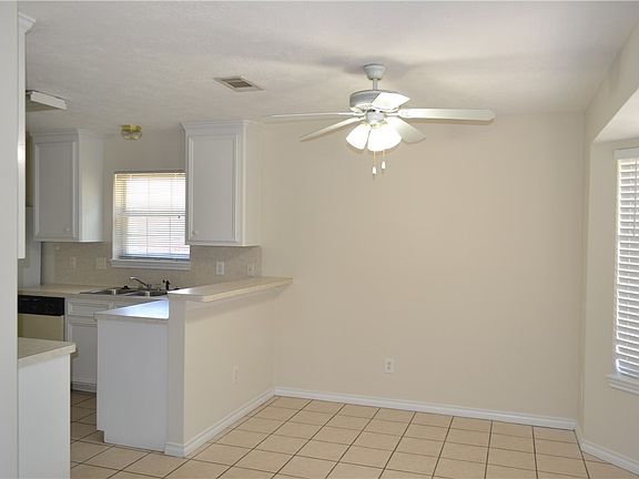 2nd image of 2507 Westwood Main Dr