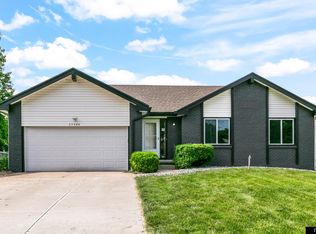 11306 Corby St, Omaha, NE 68164