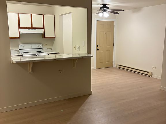 3rd image of 360 Leah Ln APT 1B