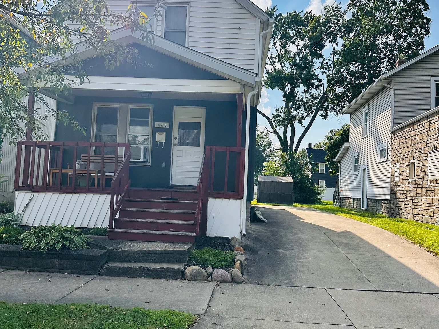 2 bed, 1021 sqft, $1,350 — Photo 1