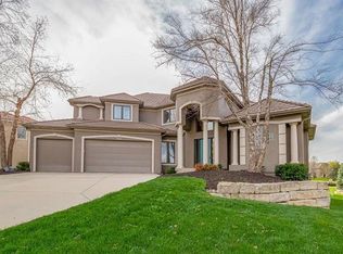 8934 Quail Ridge Ln, Lenexa, KS 66220