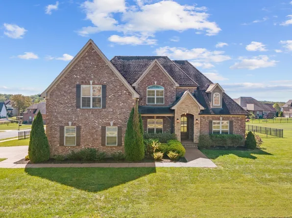 409 Stone Brook Way, Lebanon, TN 37087