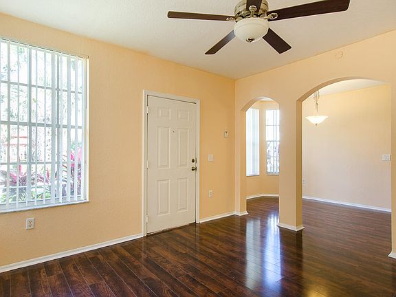 2nd image of 1709 Belmont Pl