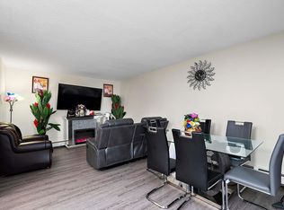 13460 Fort Rd NW #7, Edmonton, AB T5A1C5