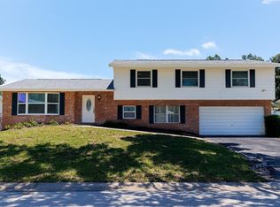 8501 141st St, Seminole, FL 33776