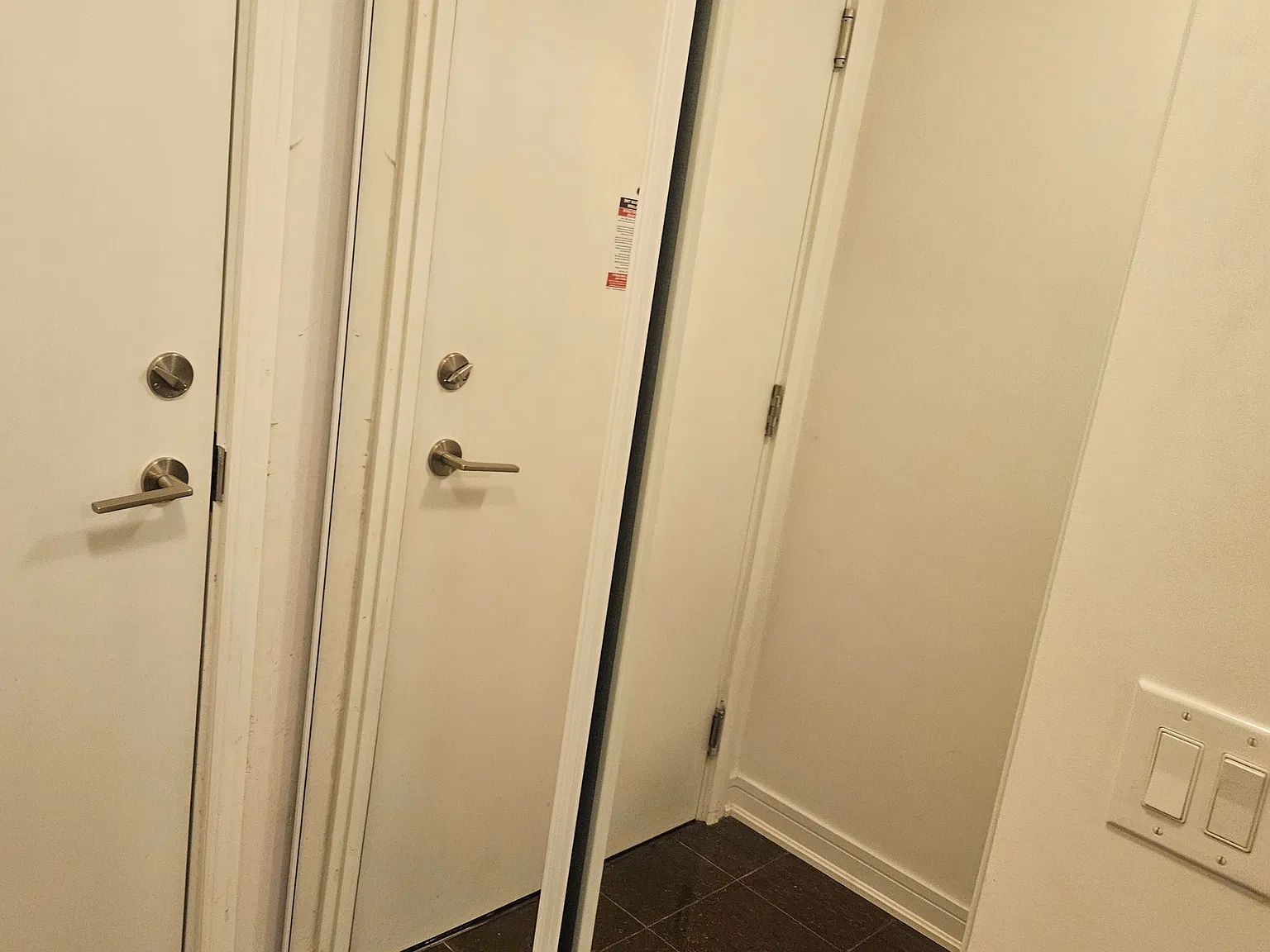 2 bed, $2,500 — Photo 3