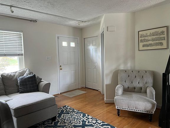 2nd image of 18907 Port Haven Pl