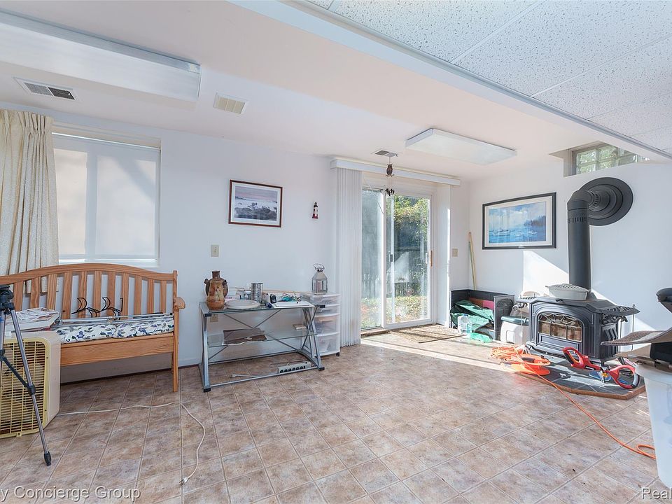 305 Brighton Lake Rd, photo 18