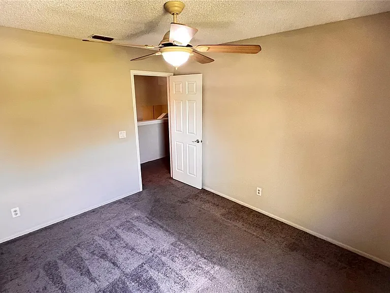 245 Alston Dr — Photo 17