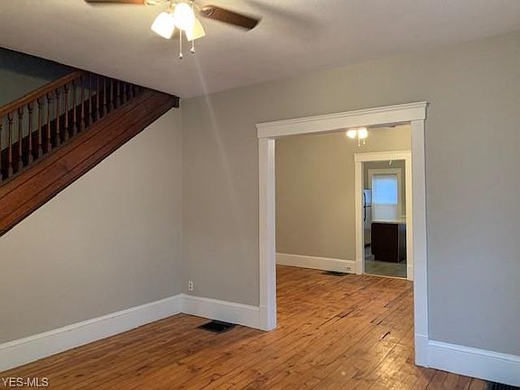 2nd image of 4305 Bridge Ave #4305
