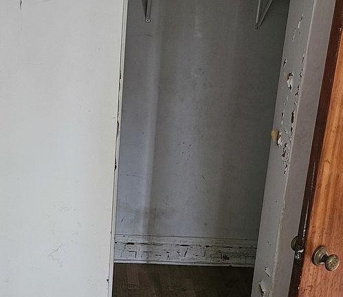 4th image of 418 155th St
