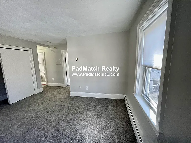 3 Winship Pl — Photo 2