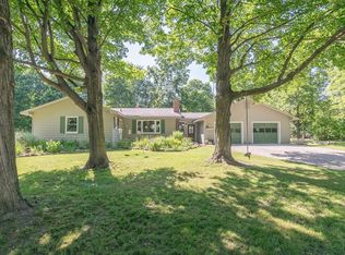 10992 Macon Rd, Saline, MI 48176