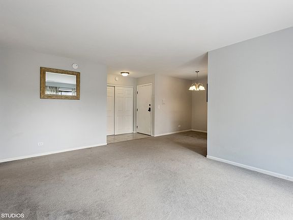 3rd image of 273 Elmwood Ln Unit D2