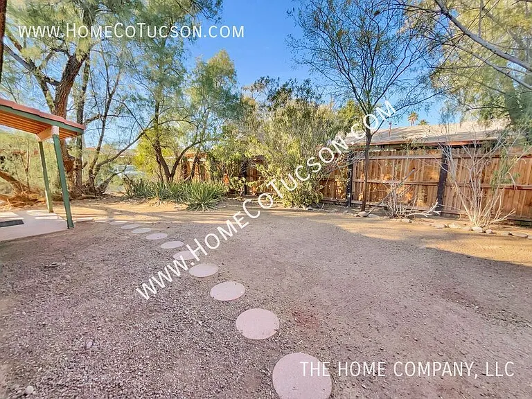 1509 E Blacklidge Dr #1 — Photo 30