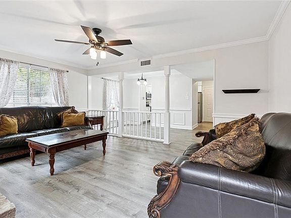 5th image of 29 Brandon Hall Dr APT D