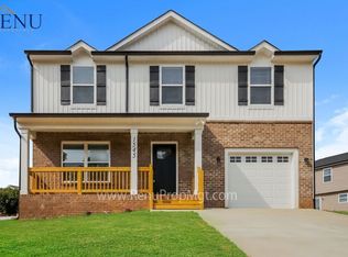1545 Mayfair Dr, Conover, NC 28613