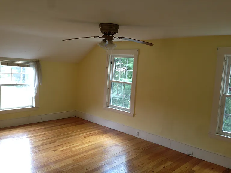12 Bicentennial Dr — Photo 10