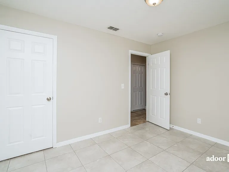 3302 E Wilder Ave — Photo 7