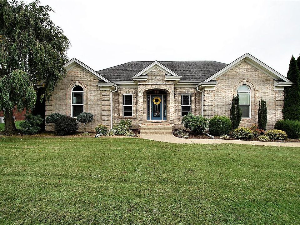 1st image of 111 Bayberry Ct