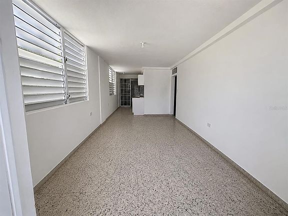 2nd image of A1A CALLE A  URB. LOS ANGELES