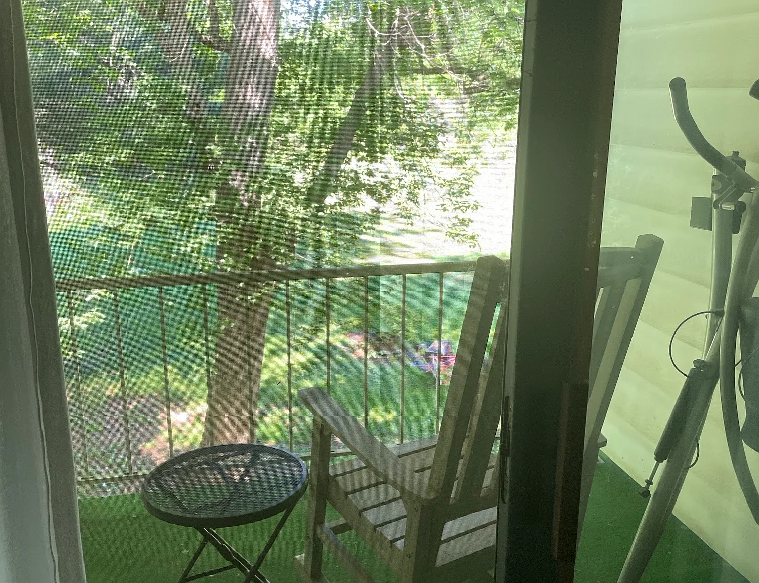 1 bed, 980 sqft, $1,400 — Photo 2