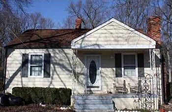 1st image of 5653 N Chesterwood Dr