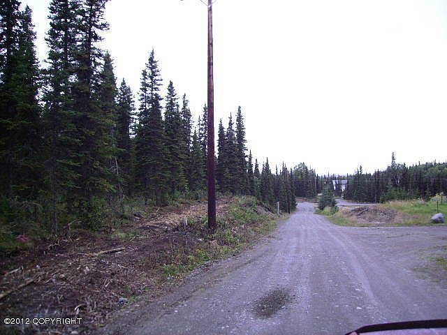 2nd image of L29 Evelyn May St