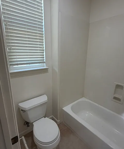 435 W Saint Francis Ave — Photo 14