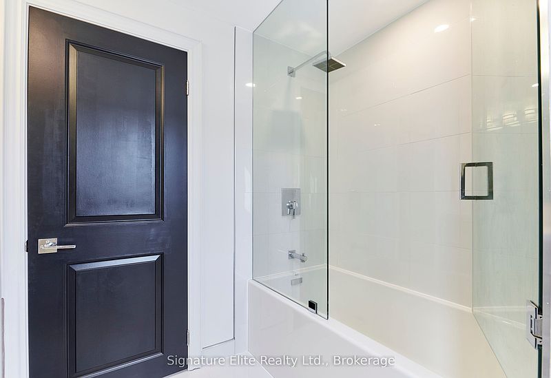 Toronto House for rent - 4 Bedrooms — photo 23